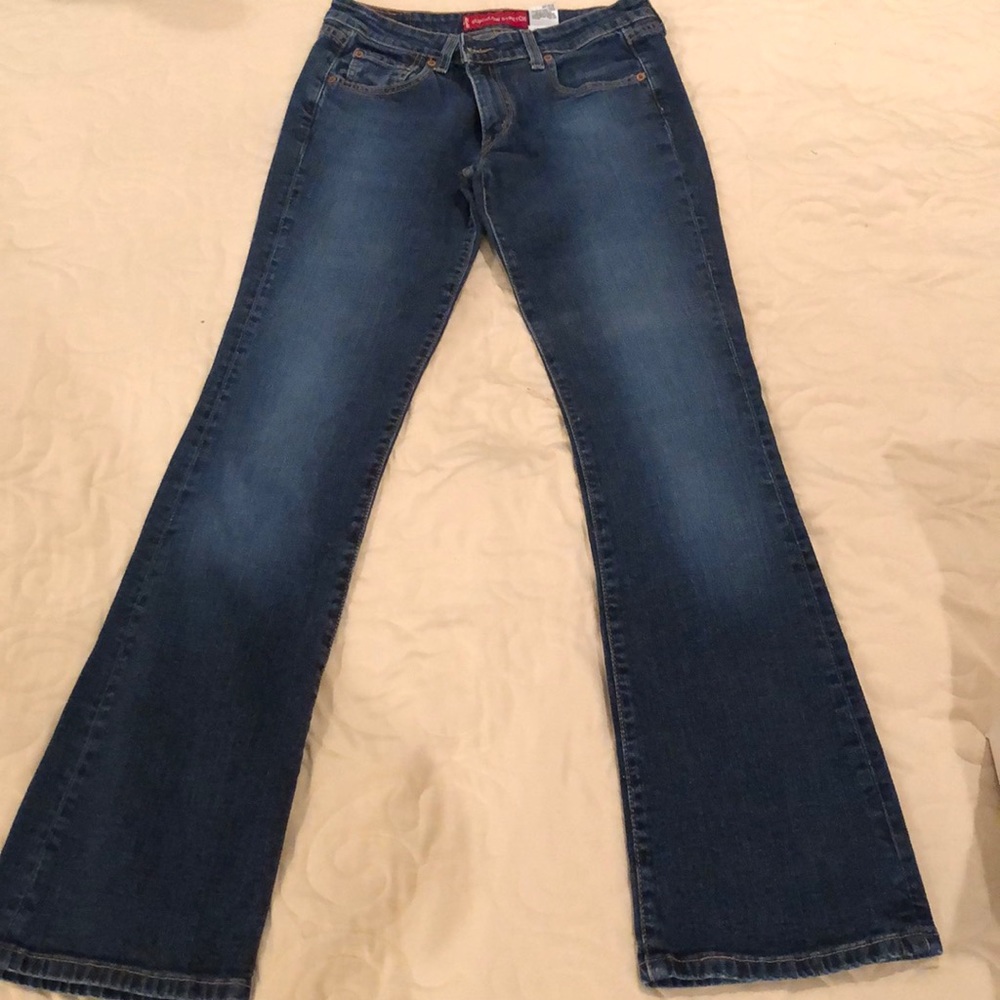 Levi’s super low stretch 518 boot cut jean.